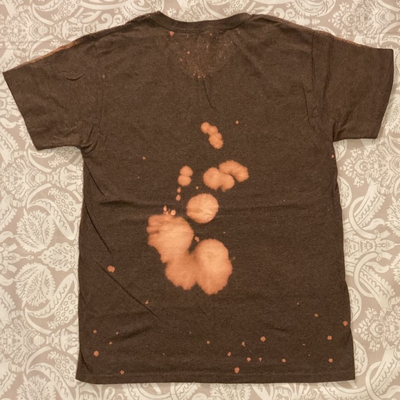 Fruit of the Loom Skull Graphic Tee Brown Small Splash Design Excellent - Picture 5 of 5